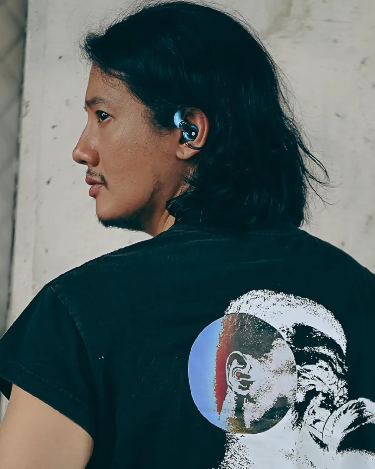สีฟ้า สุดเฟี้ยว! เมื่อ Nothing x ลงนวมบอยส์ = 'Nothing Ear (open)'