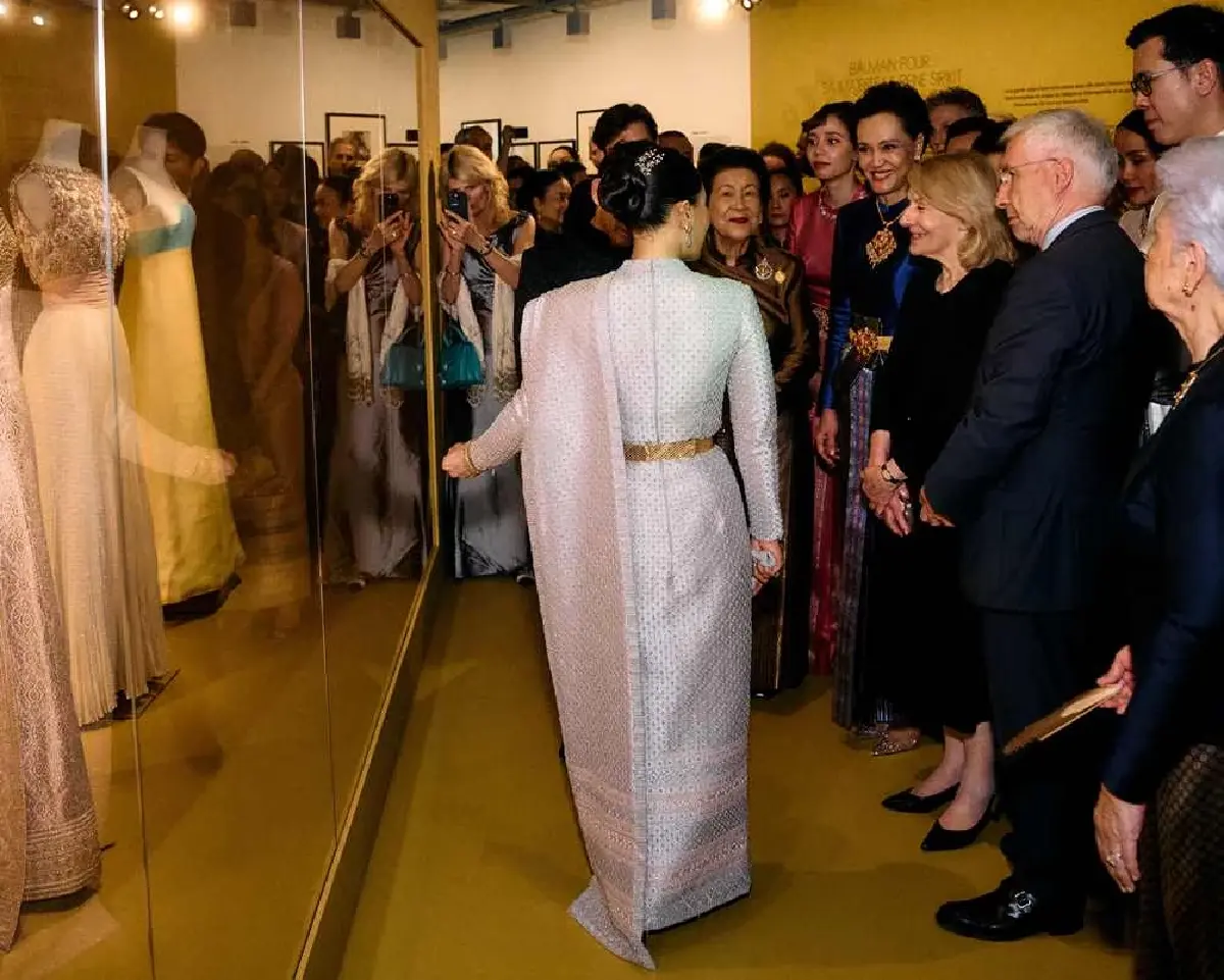 ราชพัสตราสู่สากล อัตลักษณ์ชุดไทยในฐานะทูตวัฒนธรรม ณ ฝรั่งเศส