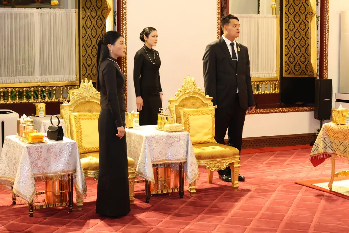 ในหลวง-พระราชินี ทรงบำเพ็ญพระราชกุศลพระพิธีธรรมสวดพระอภิธรรมพระศพ 'เจ้าฟ้าพัชรกิติยาภา'