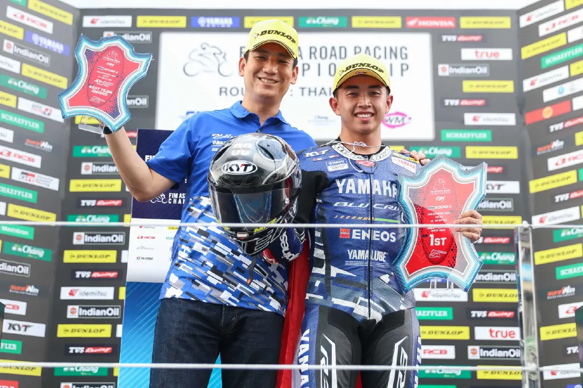 'ไอเดีย-กฤตภัทร' นักบิดยามาฮ่า คว้ารางวัล นักกีฬาดาวเด่น