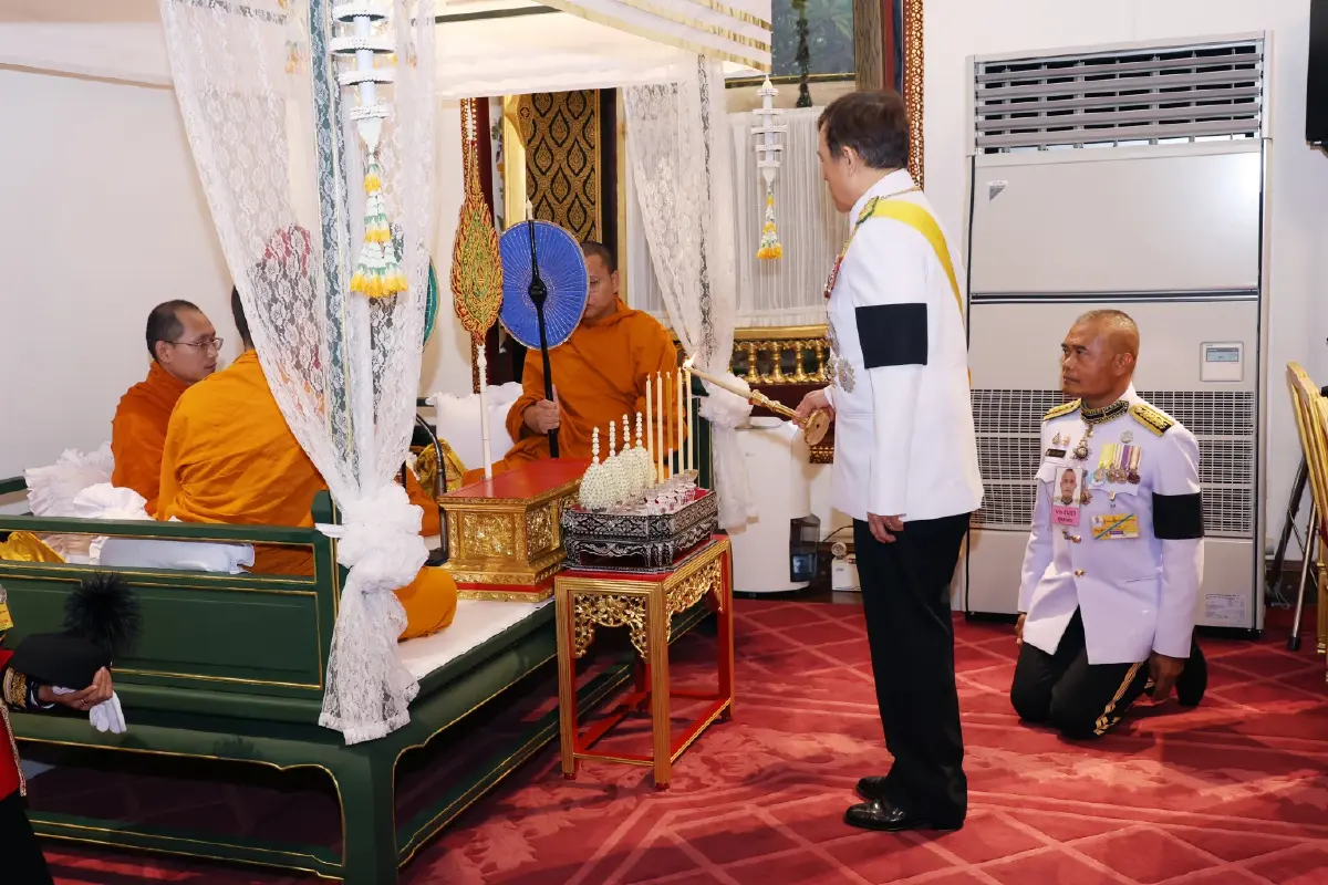 ในหลวง-พระราชินี เสด็จฯ ทรงบำเพ็ญพระราชกุศลสัตตมวาร (7 วัน) พระราชทานพระศพฯ