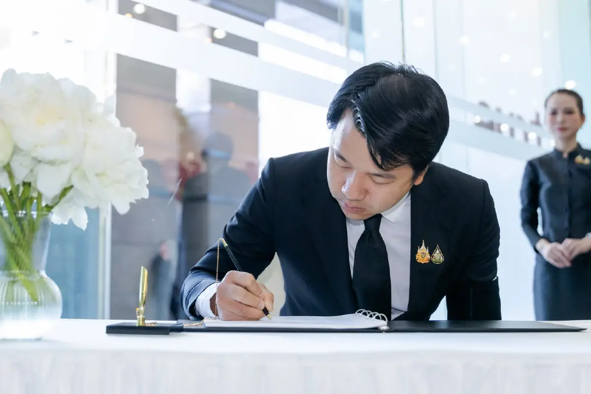 ศุภชัย เจียรวนนท์ นำครอบครัวจัดพิธีน้อมแสดงความอาลัย สมเด็จพระเจ้าลูกเธอ เจ้าฟ้าพัชรกิติยาภาฯ