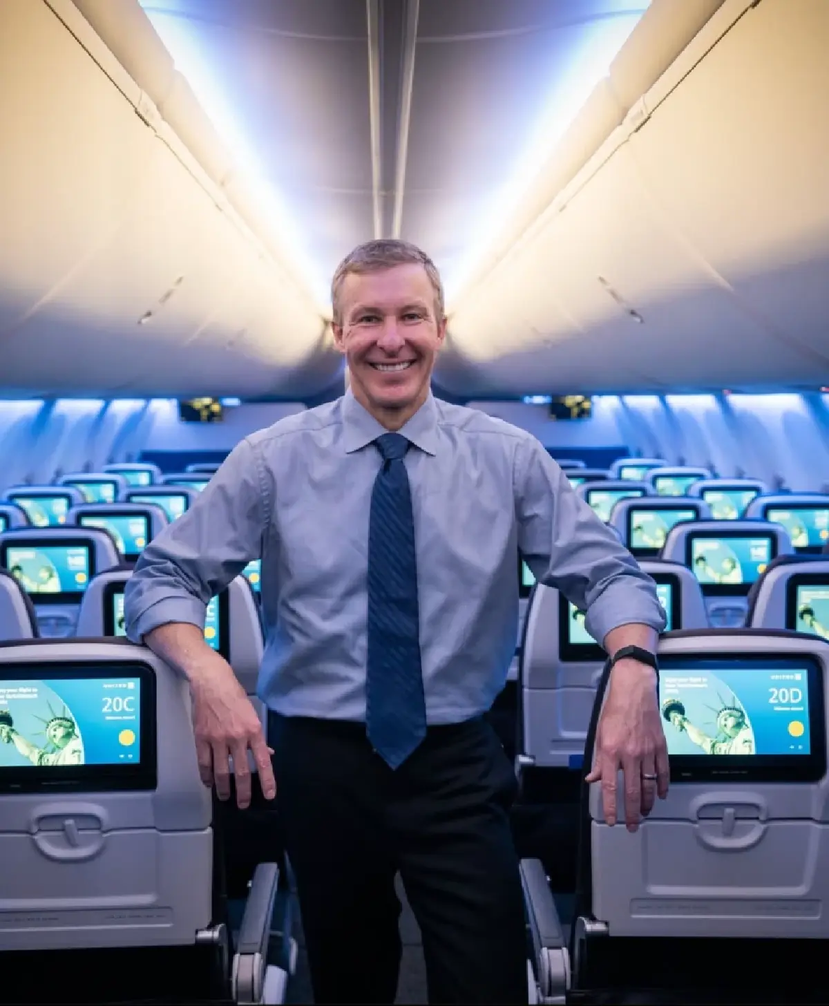 งีบหลับที่ทำงาน 20 นาที เคล็ดลับสมองเฉียบคมซีอีโอ United Airlines