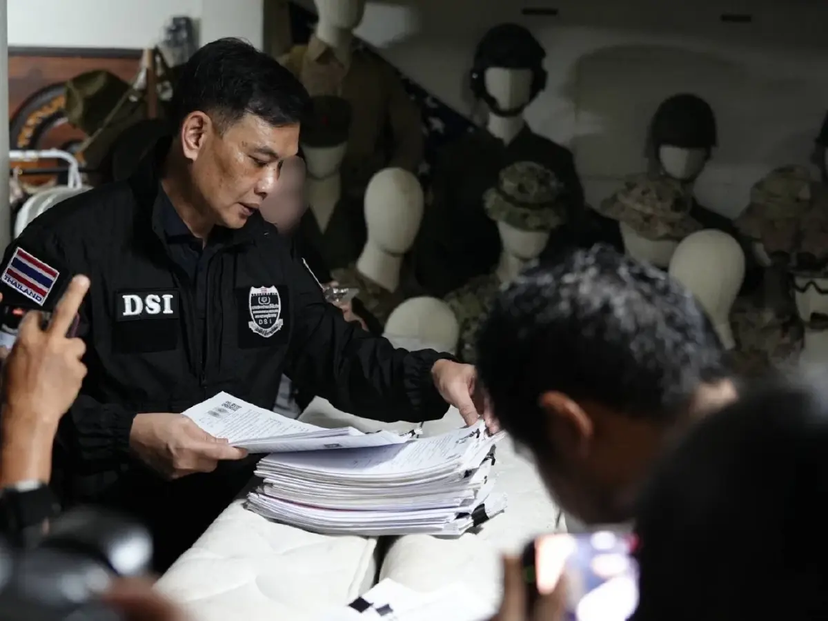 ด่วน! บุกจับ 'ปลัดอำเภอ' พร้อมพวก ปค. เปิดปฏิบัติการ 'กวาดล้างทะเบียน G เทา'