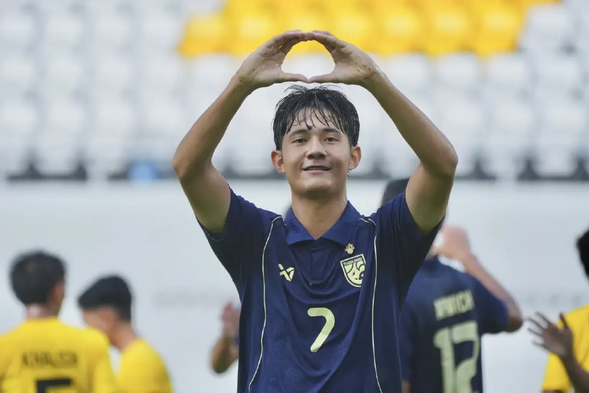LIVE ถ่ายทอดสดฟุตบอล U19 ทีมชาติไทย พบ สิงคโปร์ ชิงแชมป์อาเซียน 2026