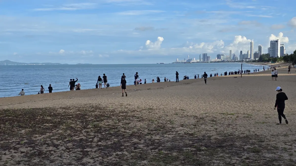 ‘Pride Run to Yach’ วิ่งชายหาด ล่องเรือยอร์ช ไอซ์บาธ กลางทะเล
