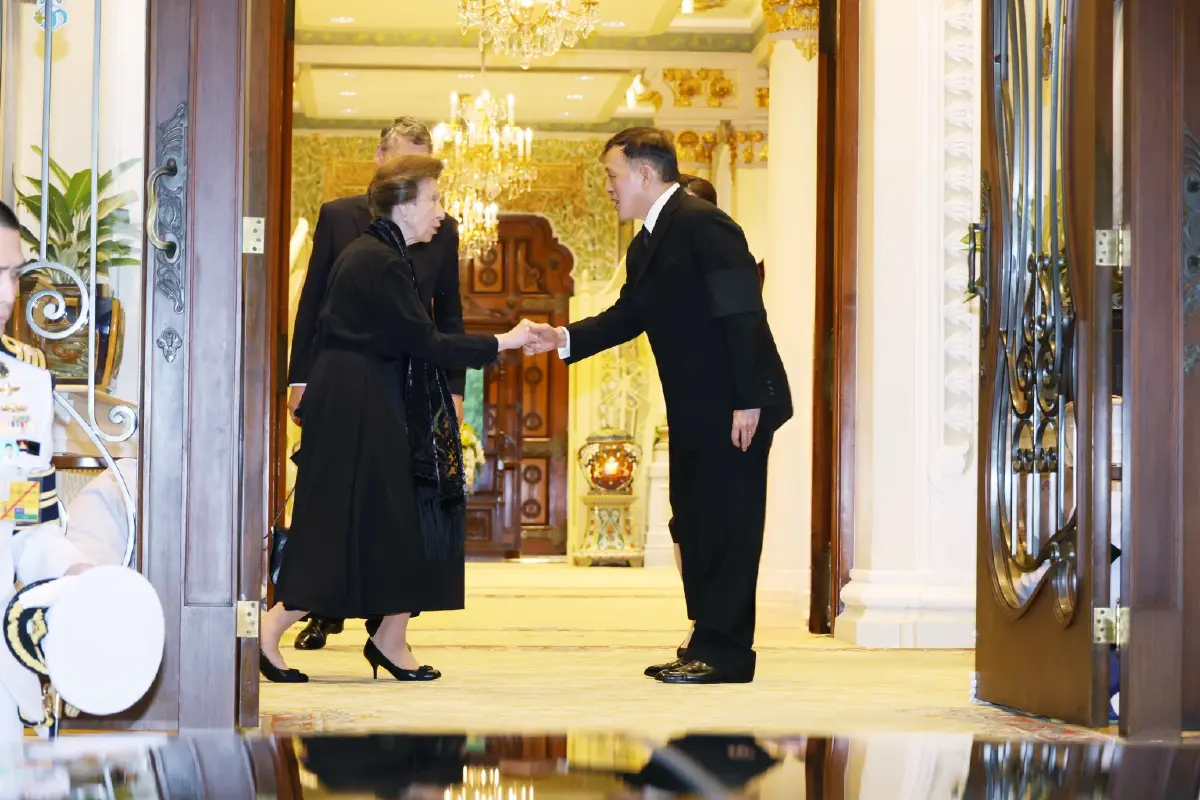ในหลวง-พระราชินี ทรงรับเจ้าหญิงแอนน์ ในโอกาสเสด็จเยือนประเทศไทย