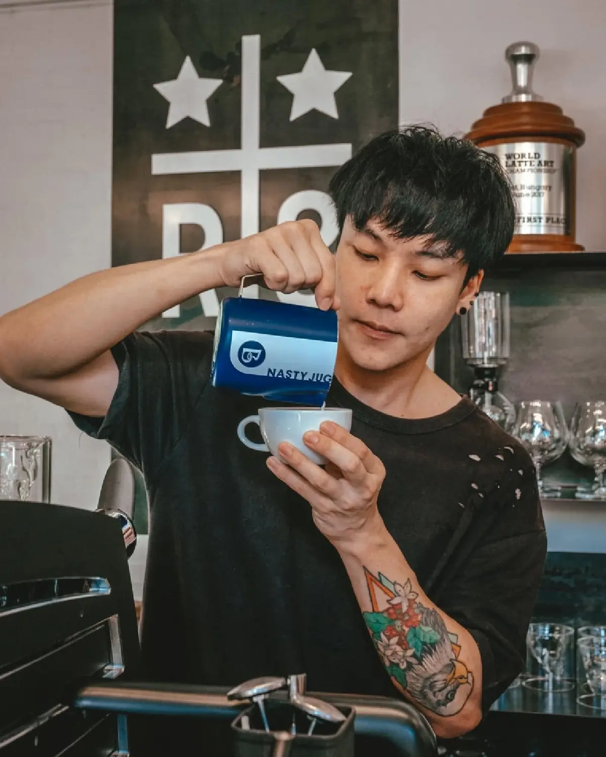 ‘Roast8ry’ กาแฟเชียงใหม่ของแชมป์โลก ขายแก้วละ 800 คนก็ยอมจ่าย สุกงอมจนได้เวลาบุก ‘กรุงเทพ’