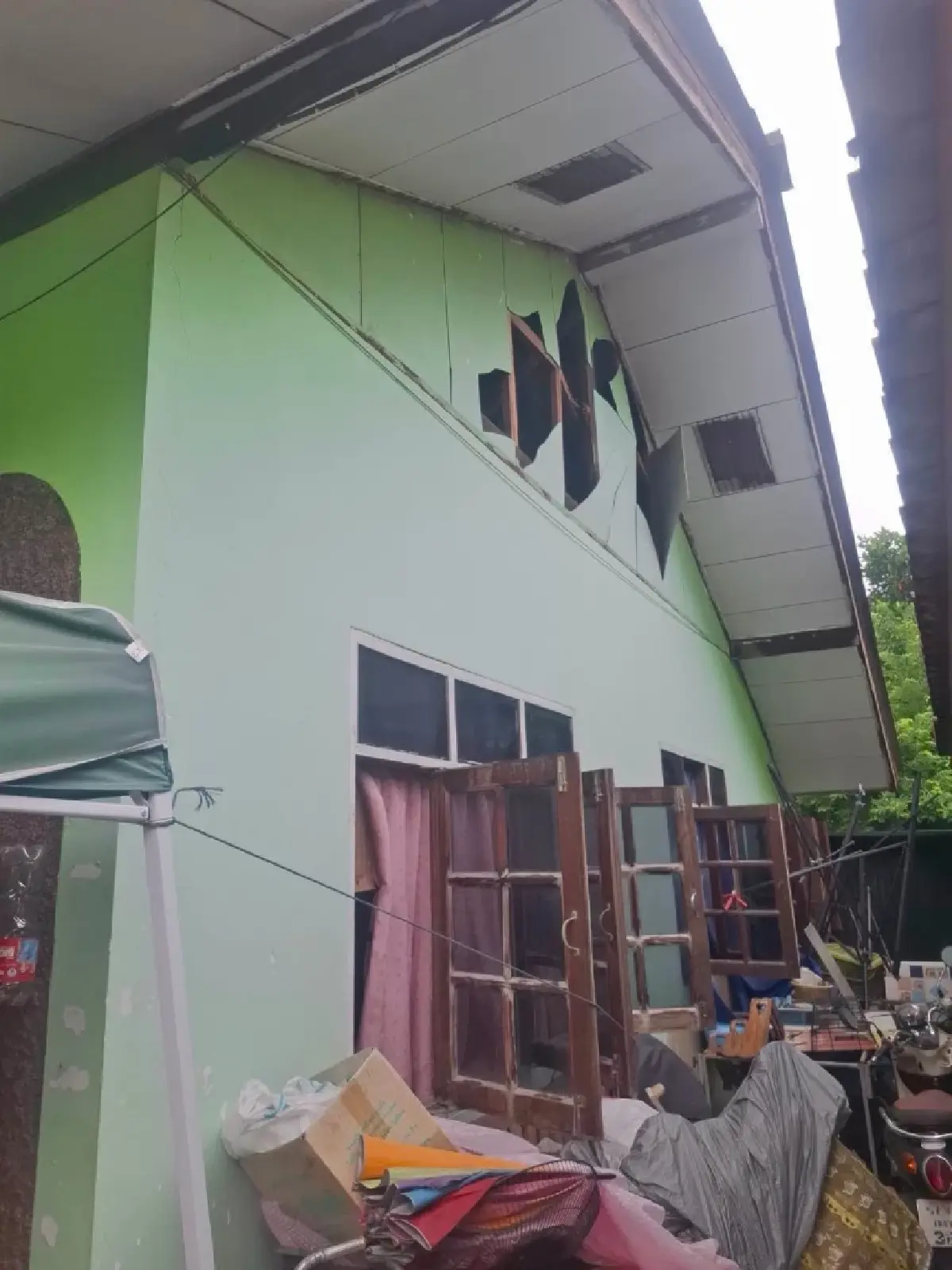 สั่งด่วน! ตรวจสอบเหตุพลุระเบิด จ.เพชรบุรี บ้านเสียหาย 7 หลัง