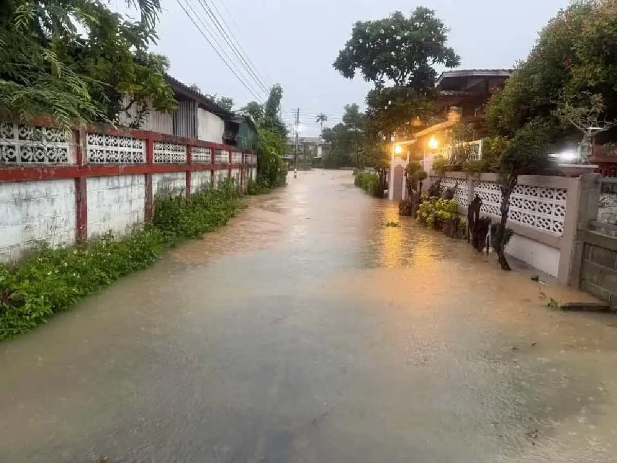 เวียงป่าเป้า น้ำป่าล้น ลำห้วยเวียง ท่วม 2 ชุมชน พบกลุ่มฝนจ่อซ้ำอีก