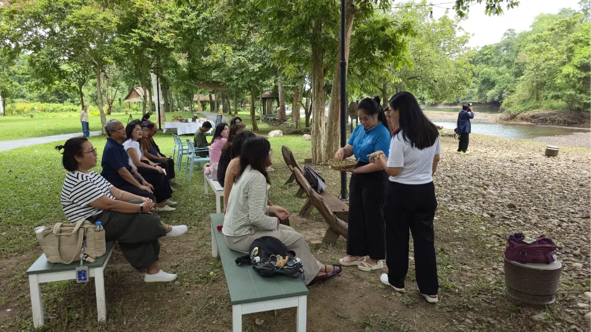 ชวนเที่ยว ‘กาญจนบุรี’ ไปกับ ‘หินร้อนบำบัดจักระ-การอาบป่า-สปาอัญมณีนิลดำ’