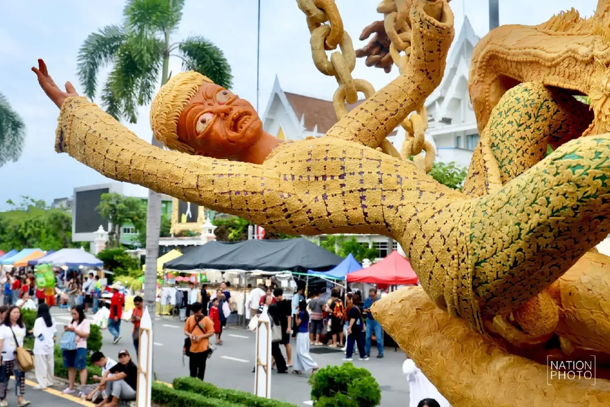 สุดวิจิตร! แห่เทียนพรรษาอุบลราชธานี 2569 ยิ่งใหญ่ฉลอง 125 ปี นักท่องเที่ยวแห่ชมเนืองแน่น