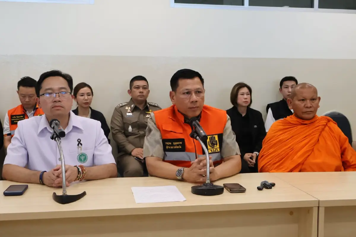 อุบัติเหตุ กระบะชนพระธุดงค์ มรณภาพแล้ว 8 รูป รพ.มุกดาหาร ขอรับบริจาคเลือดจำนวนมาก