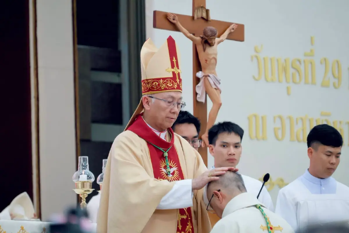 พิธีอภิเษก 'สุพจน์ ฤกษ์สุจริต' เข้ารับตำแหน่ง 'พระสังฆราช' แห่งสังฆมณฑลเชียงใหม่