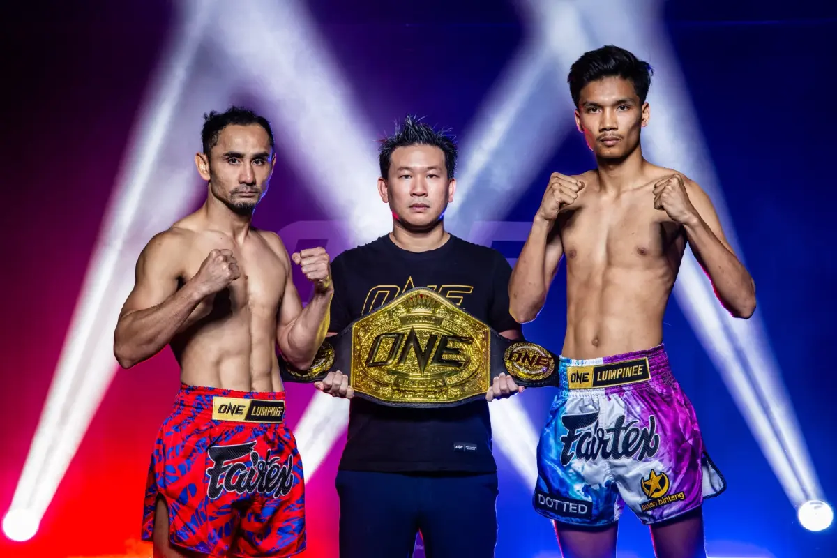 ดูสด "สามเอ vs อาลีฟ" คู่เอก ชิงแชมป์โลก มวยไทย โปรแกรมมวยวันนี้