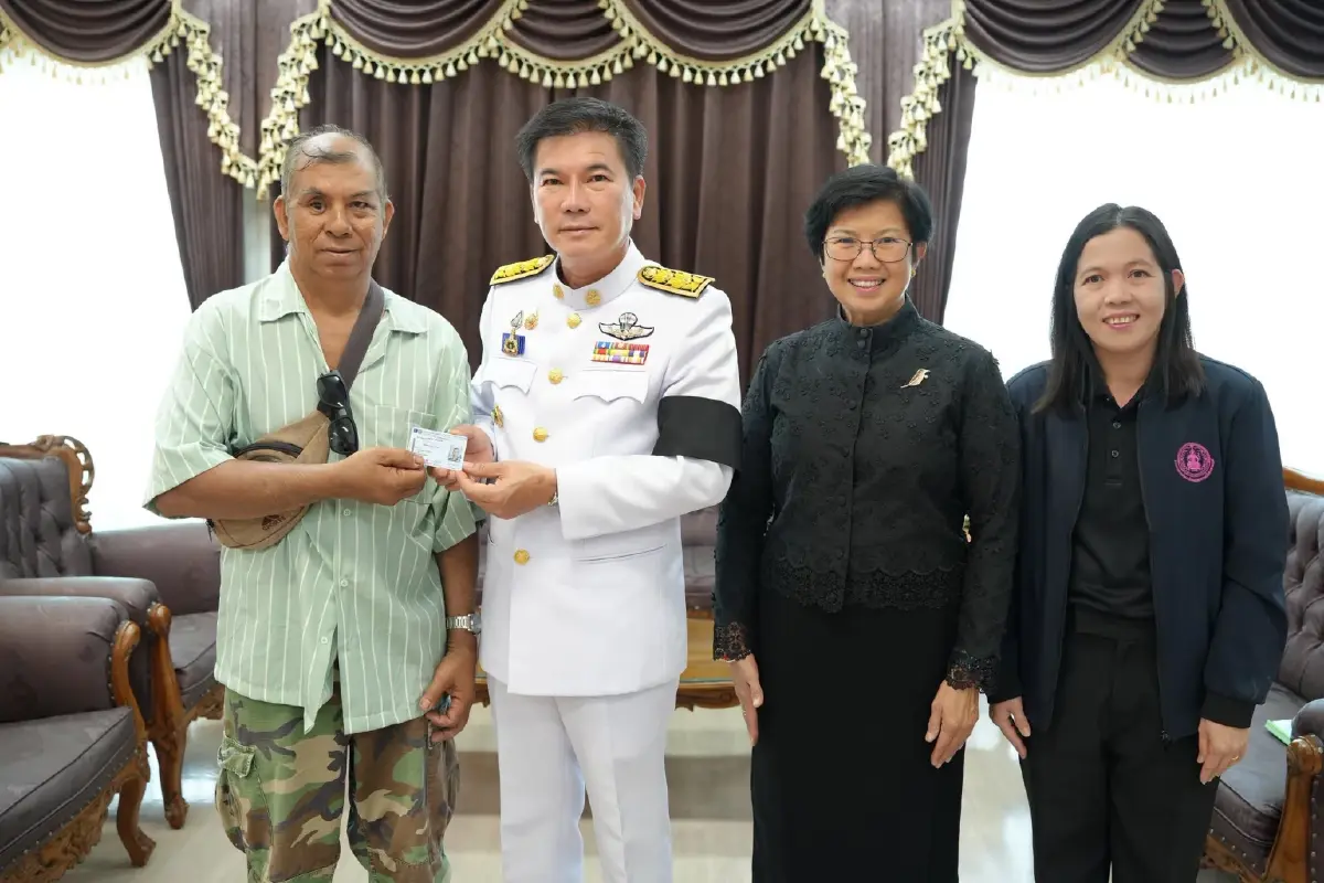 สิทธิสวัสดิการแห่งรัฐ ได้รายแรกตามหลักเกณฑ์ใหม่ ผู้ว่าฯมอบบัตร