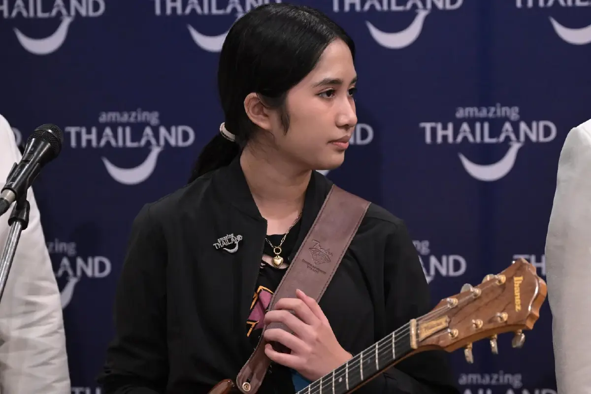 ‘อนุทิน’ เปิดทำเนียบฯ ต้อนรับ ‘เนเน่ รอยัล’ โชว์ร้องเล่นสด หูเคลือบทอง รัฐบาลพร้อมหนุนค่าใช้จ่ายแข่งเวที AGT
