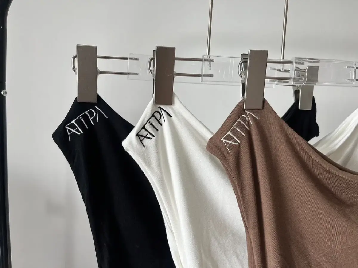 ‘ATIPA’ ขายเสื้อผ้าสายฝอตัวละร้อย จนมีรายได้ ‘402 ล้าน’ ปีนี้ตั้งเป้าโต 100% ส่งออกต่างประเทศด้วย