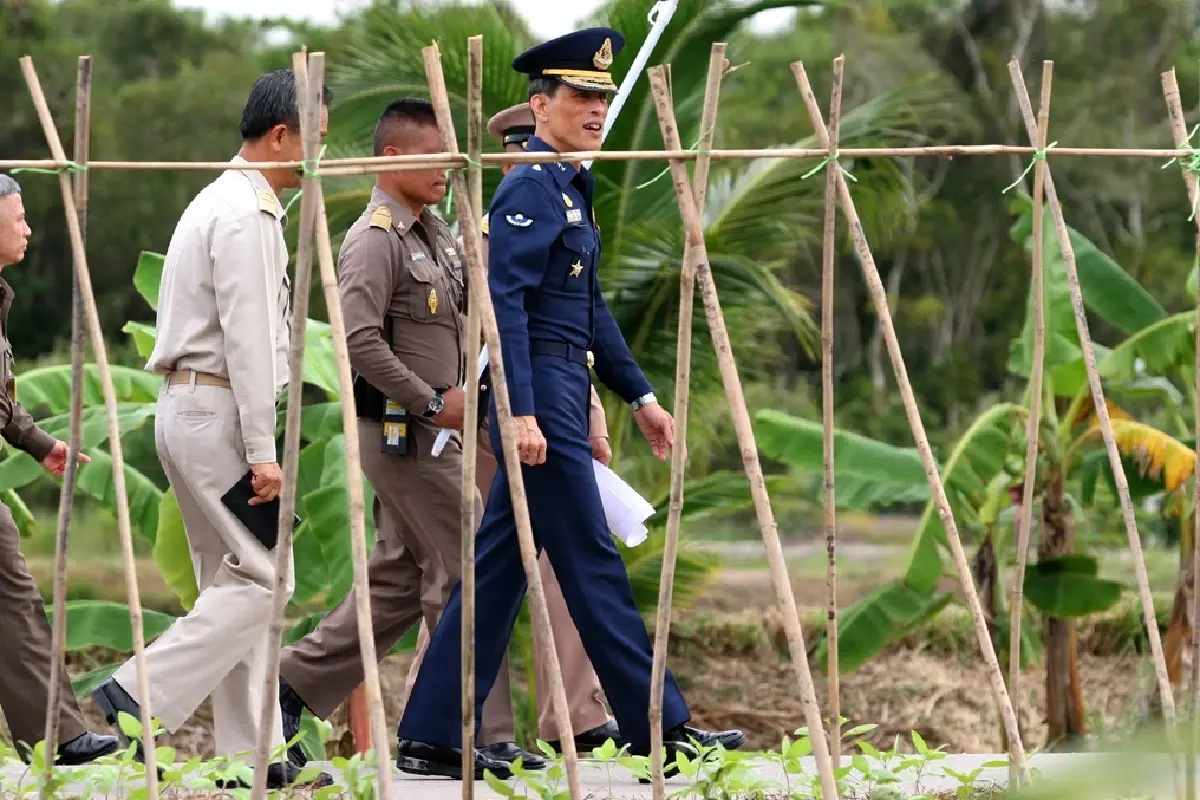 ร.10 กษัตริย์นักศึกษา พระราชาผู้พัฒนาชาติ เฉลิม 74 พระชนมพรรษา