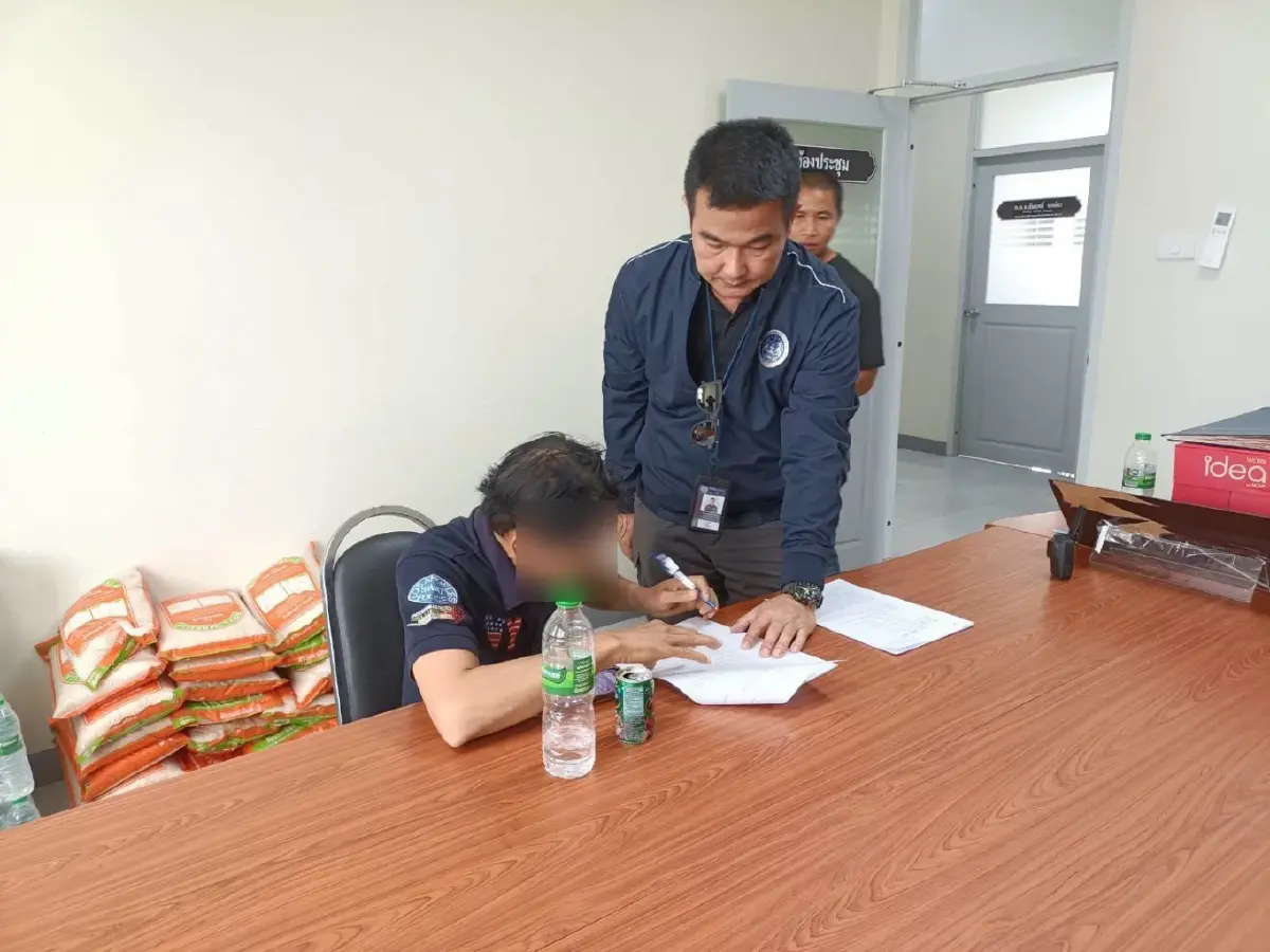 ยักยอกยาเสพติดของกลาง ยาบ้า 200 เม็ด ป.ป.ท.-ตำรวจบุกจับ ตร. หนีคดี