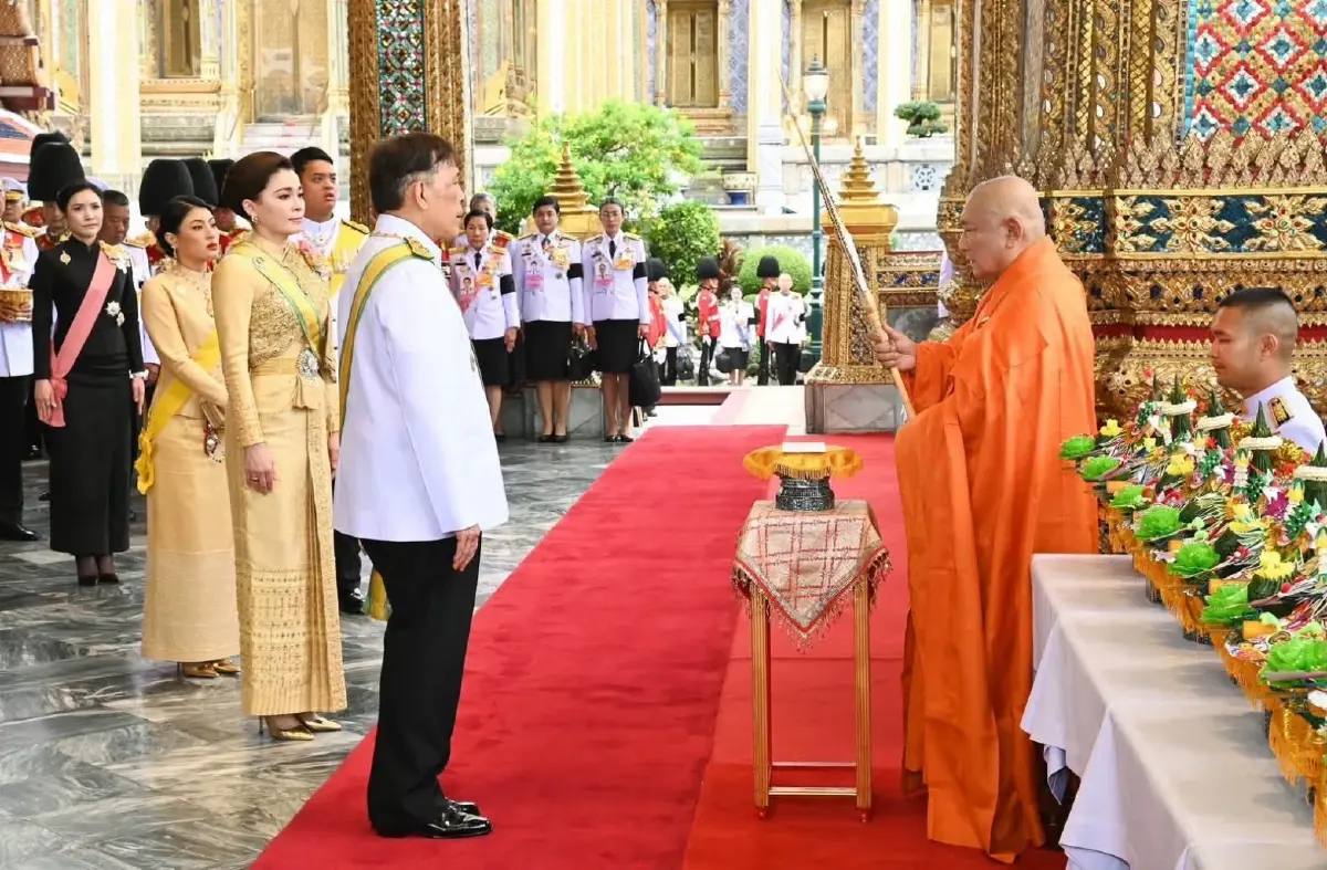 ในหลวง-พระราชินี เสด็จฯ ไปในการพระราชพิธีเฉลิมพระชนมพรรษา 28 กรกฎาคม 2569
