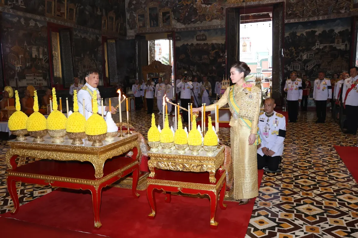 ในหลวง-พระราชินี เสด็จฯ ไปในการพระราชพิธีเฉลิมพระชนมพรรษา 28 กรกฎาคม 2569