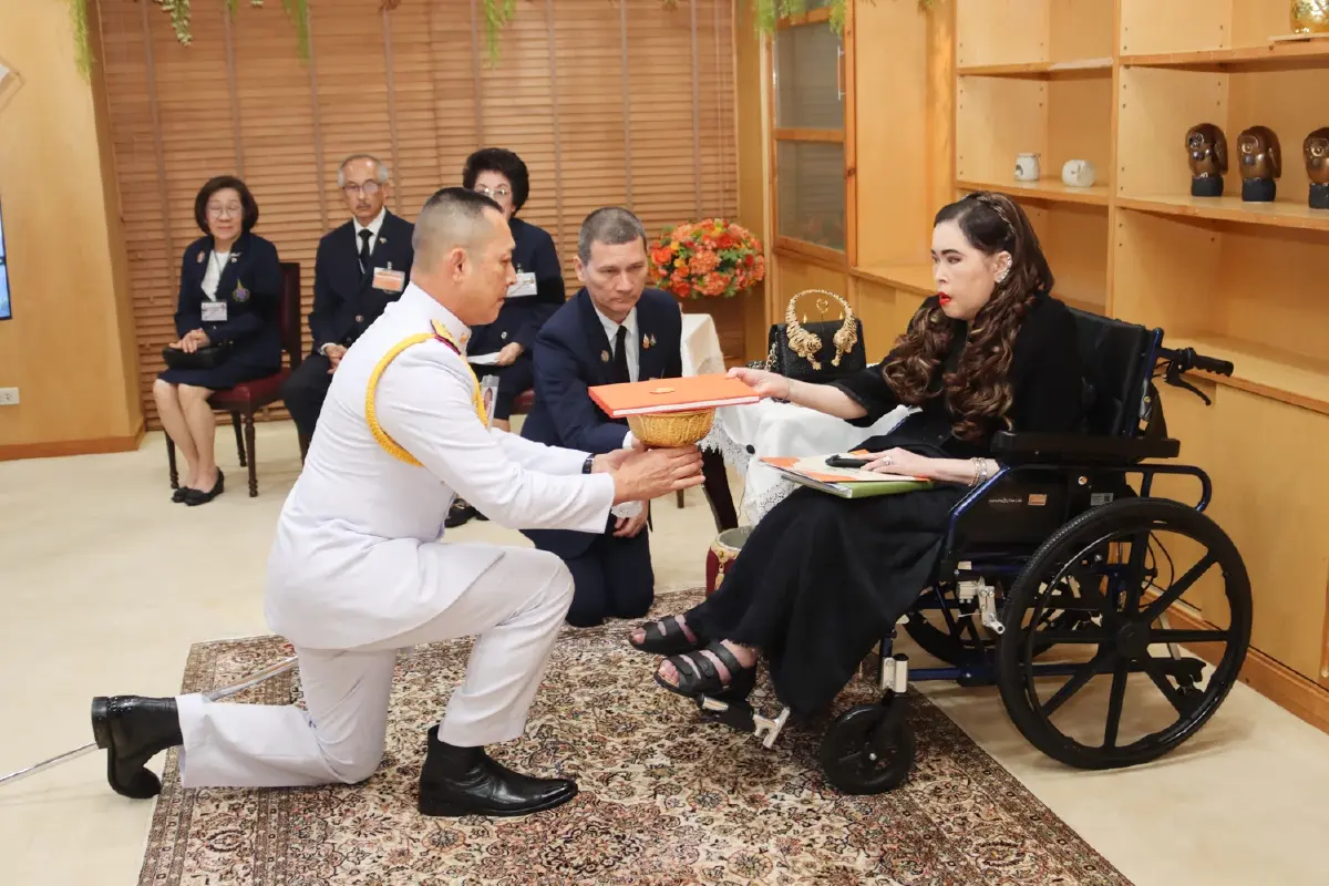 กรมพระศรีสวางควัฒนฯ พระราชทานพระวโรกาสให้ ผบ.ทสส. เข้าเฝ้า ถวายรายงานโครงการก่อสร้างตามแนวชายแดนไทย-กัมพูชา