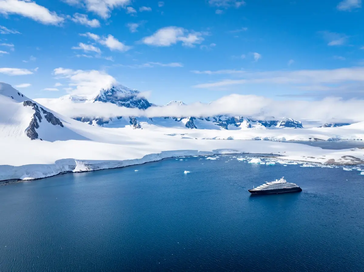 'Discovery Yacht' นิยามใหม่ของอัลตราลักชัวรี ที่พาไปไกลกว่าคำว่า 'ล่องเรือ'