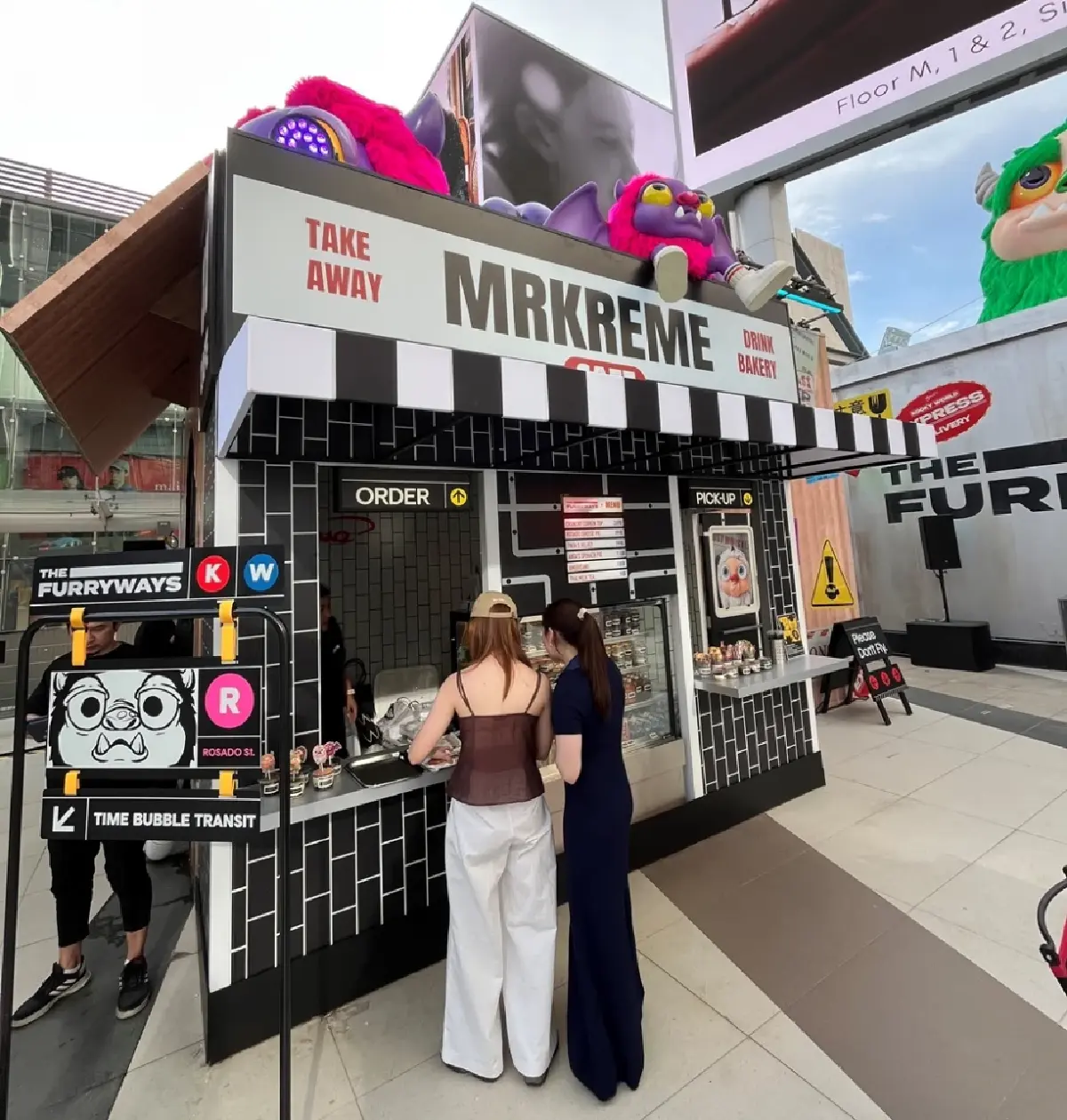 ที่แรกในโลก! ตะลุย 6 สถานี MRKREME The FURRYWAYS ก่อนทัวร์เอเชีย