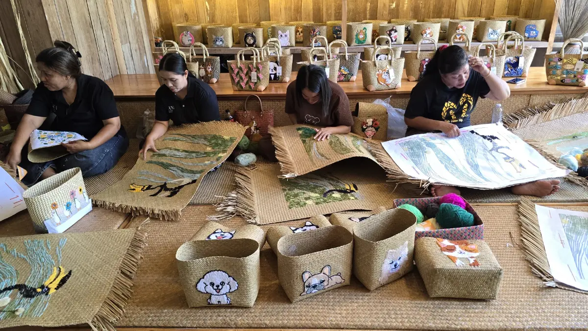 สืบสานงาน ‘กระจูด’ จากวัชพืชสู่ 'แบรนด์คราฟต์' รักษ์โลกระดับสากล