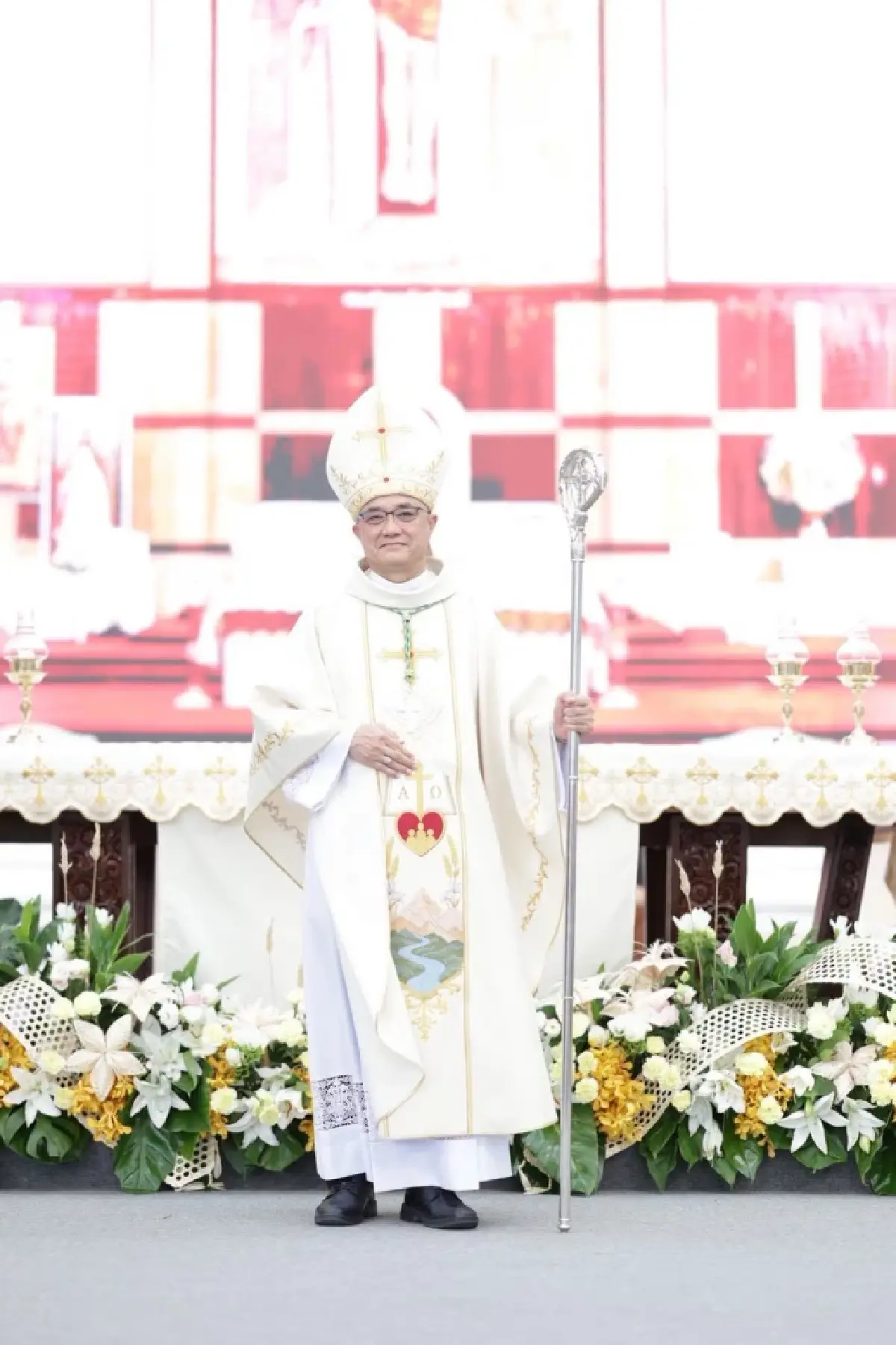 พิธีอภิเษก 'สุพจน์ ฤกษ์สุจริต' เข้ารับตำแหน่ง 'พระสังฆราช' แห่งสังฆมณฑลเชียงใหม่