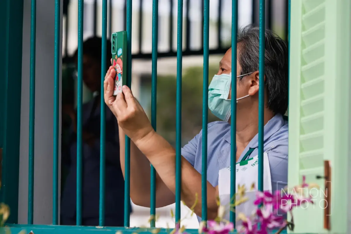 แฟนคลับทะลัก 'เนเน่ รอยัล' ระเบิดความสนุก งานสายน้ำแห่งชีวิต