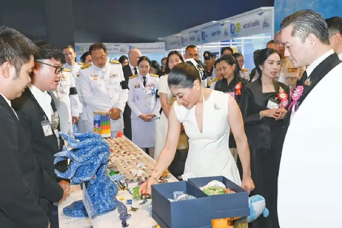 เจ้าฟ้าสิริวัณณวรีฯ ทรงเปิดนิทรรศการ “YOUNG รักษ์ทะเล : SEA THE CHANGE”