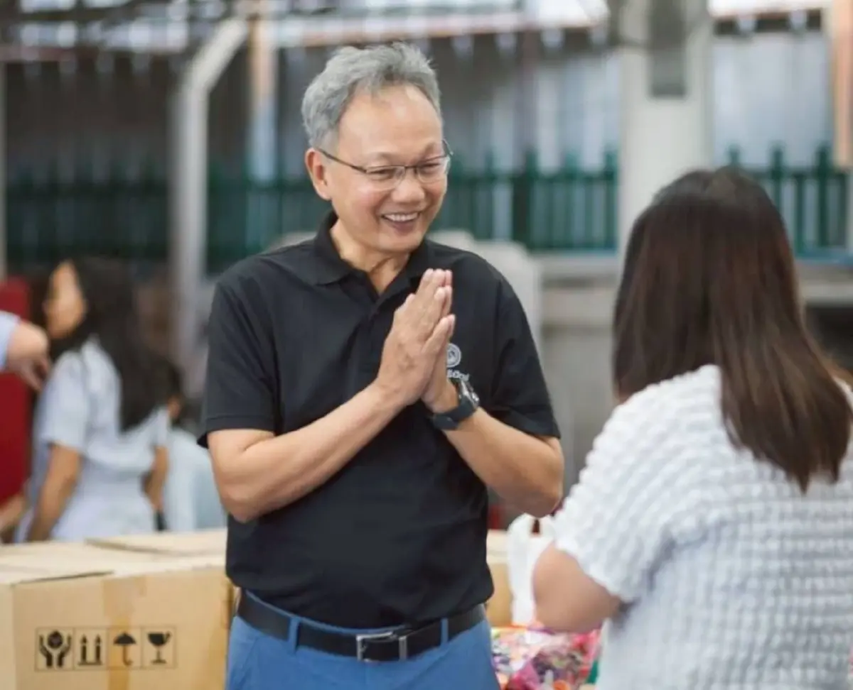 'เมฆินทร์' มอบสิ่งของบ้านเด็กรามอินทรา  จี้รัฐ-เอกชน มอบสิทธิเท่าเทียม