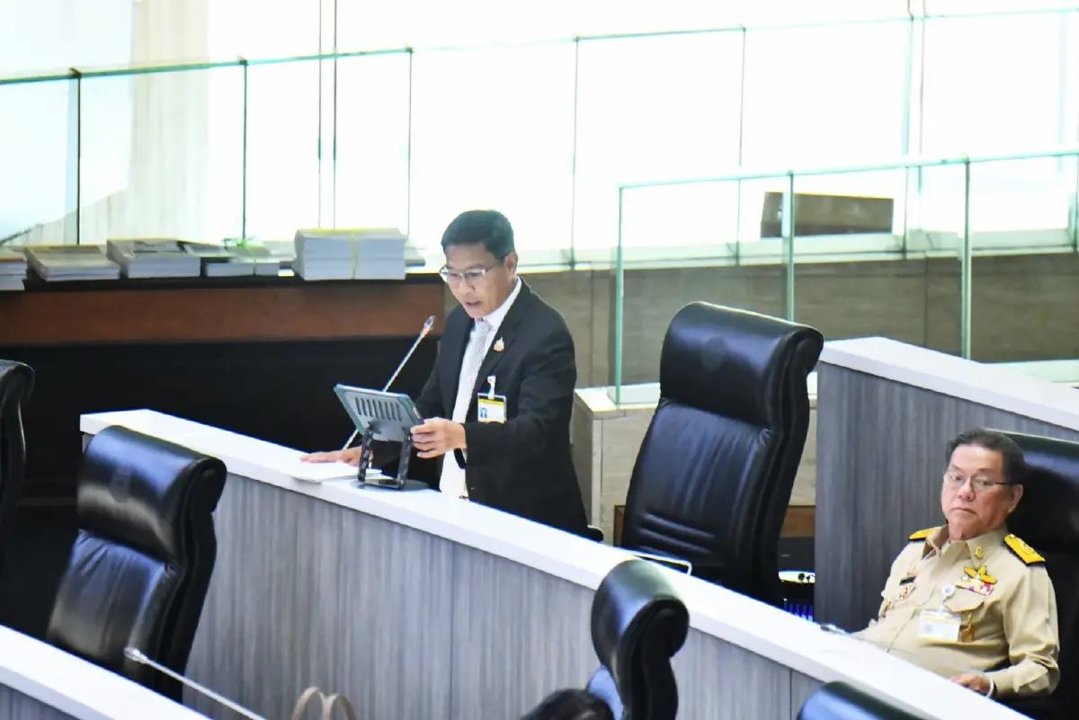 14 วันผ่าน 'โอนงบฯ หมื่นล้าน' จับตาผลพลอยได้ 'ระบอบน้ำเงิน'