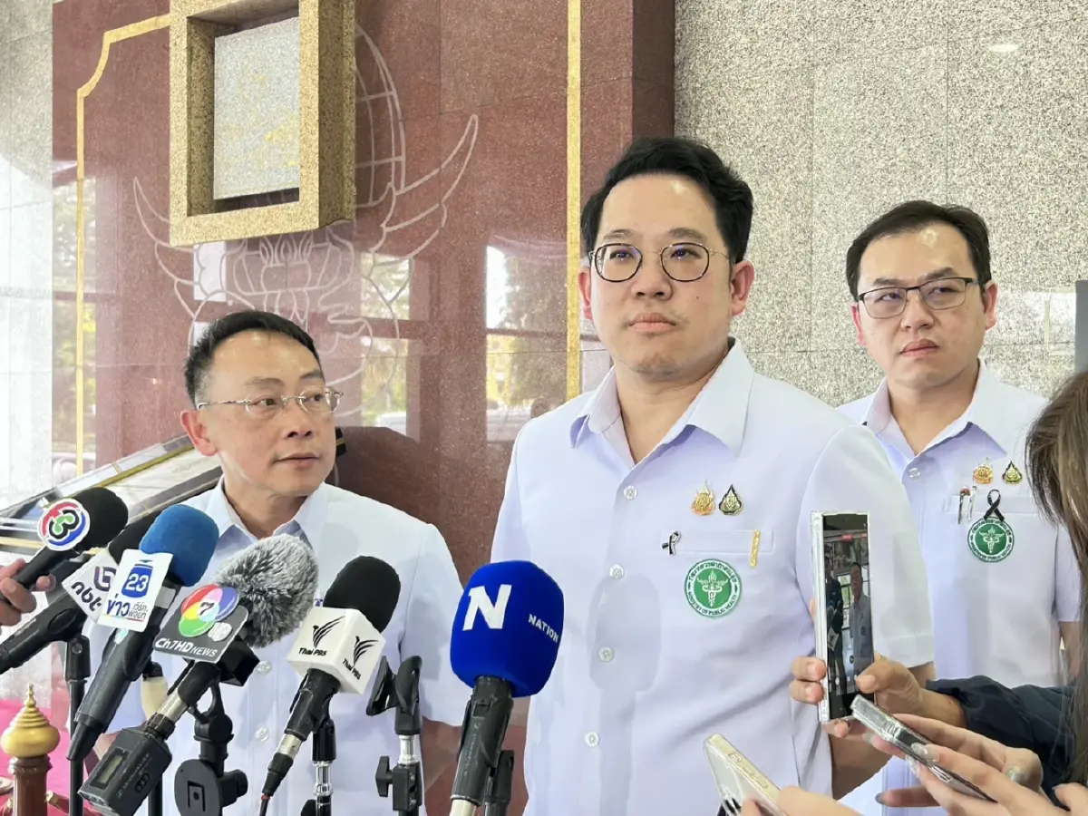  ‘แอปหมอพร้อม’ โชว์ 'ประวัติสุขภาพ'ไม่ตรง  แจ้งกว่า 400 รายการ