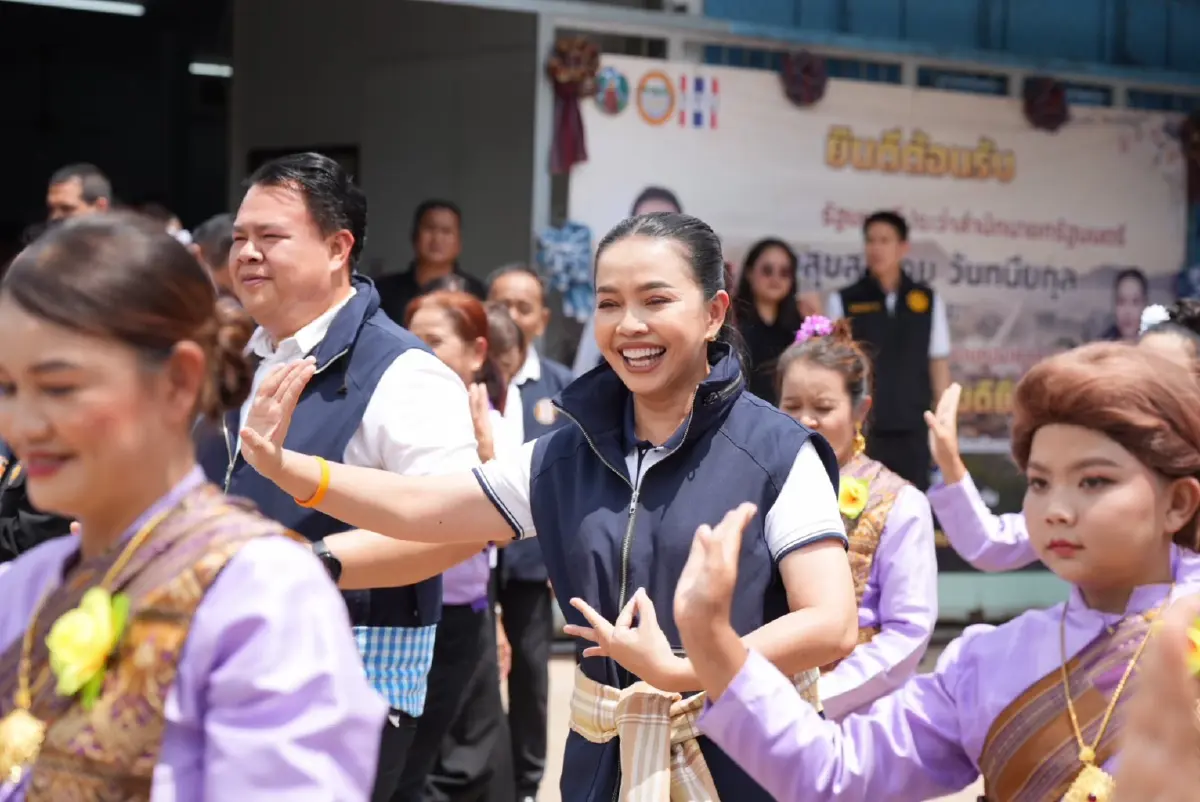 'สุขสมรวย' เปิดวอร์รูม สั่งล้างบางทุจริตโครงการเพิ่มทุน 570 กองทุนหมู่บ้าน