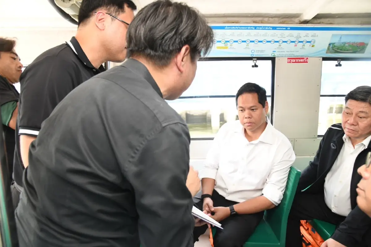 'สรรเพชญ' พลิกโฉมคมนาคมทางน้ำ ดันบริการเรือนักเรียน - เรือแท็กซี่