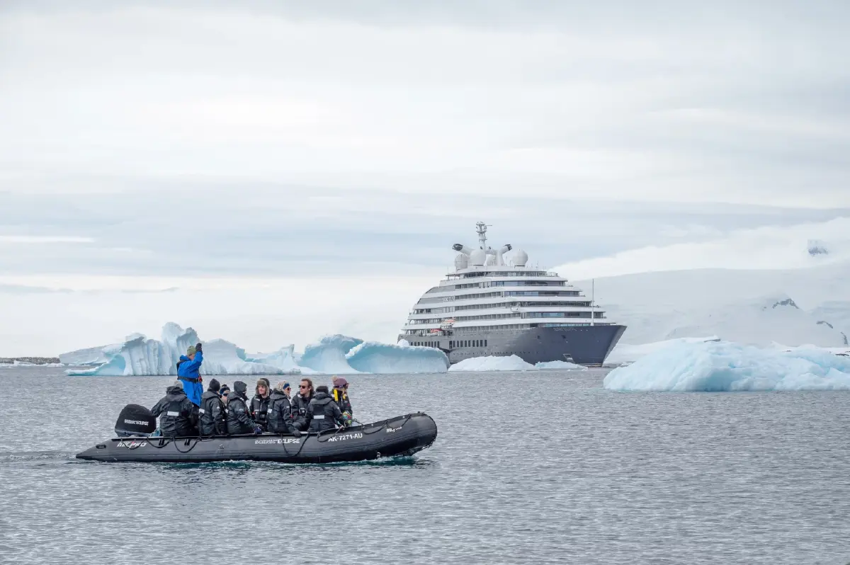 'Discovery Yacht' นิยามใหม่ของอัลตราลักชัวรี ที่พาไปไกลกว่าคำว่า 'ล่องเรือ'