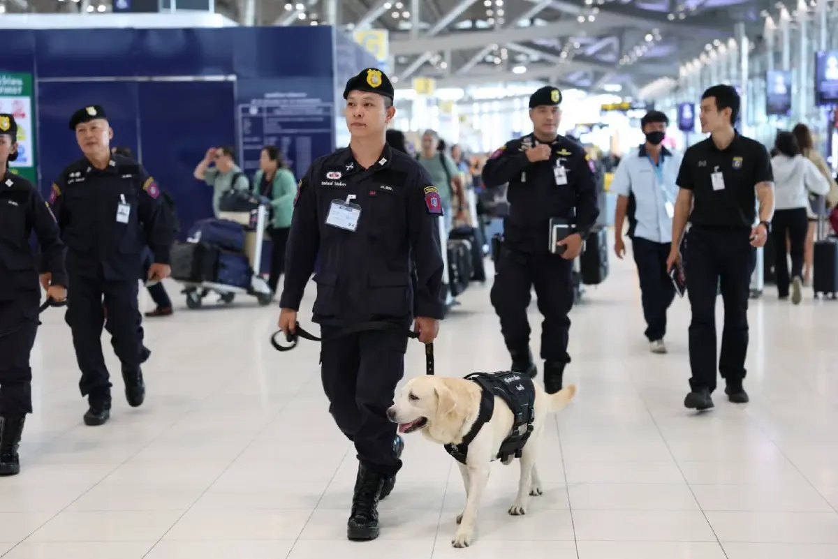 ทอท. เอาจริง ส่ง ตำรวจ K-9 คุมสุวรรณภูมิ สุ่มตรวจสัมภาระ สกัดเสพติด