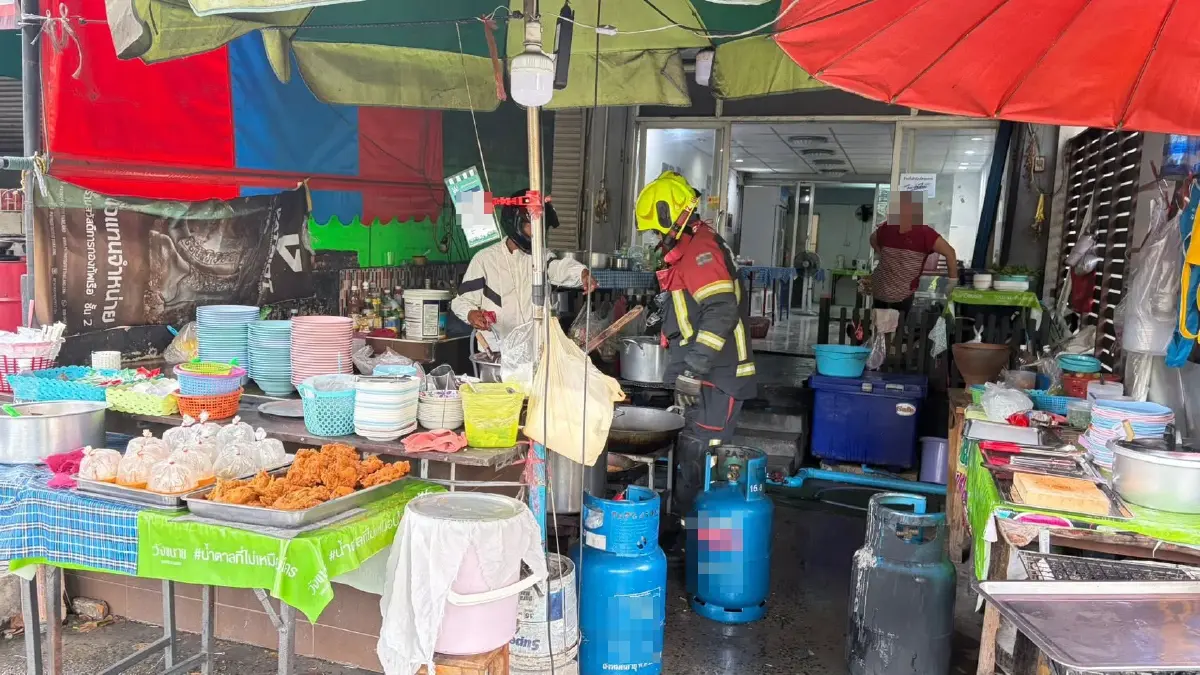 ด่วน! แก๊สหุงต้มรั่วไหล ในร้านอาหาร ซอยพหลโยธิน 40 เร่งปิดวาล์ว