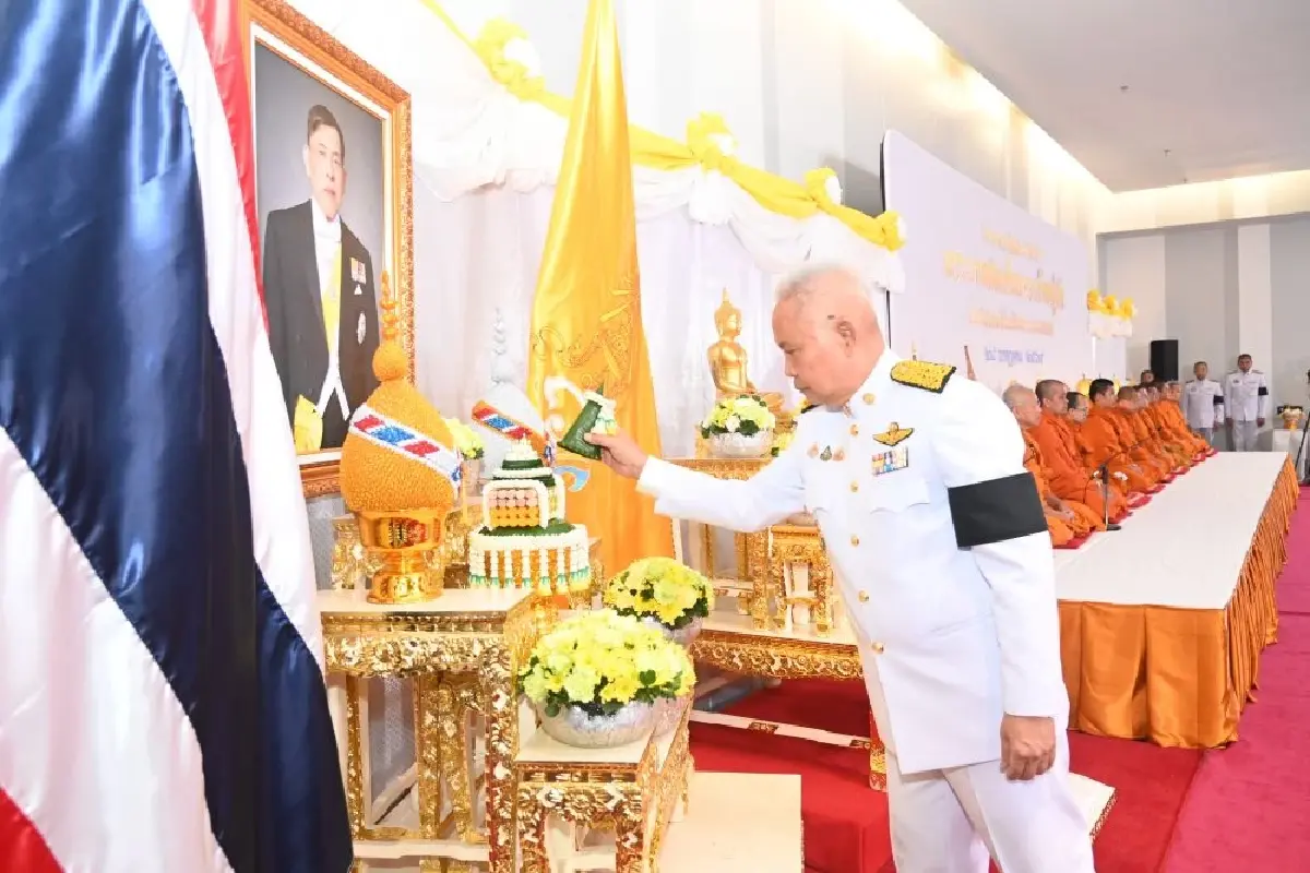 'โสภณ' ลุยตัดหญ้า-กิ่งไม้แห้ง ปรับภูมิทัศน์รัฐสภา หลังหมดประกัน