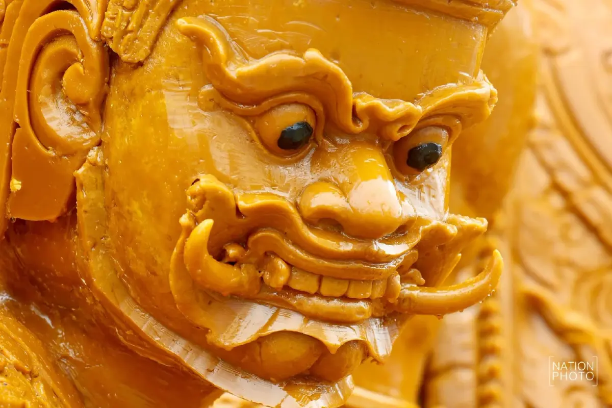 สุดวิจิตร! แห่เทียนพรรษาอุบลราชธานี 2569 ยิ่งใหญ่ฉลอง 125 ปี นักท่องเที่ยวแห่ชมเนืองแน่น