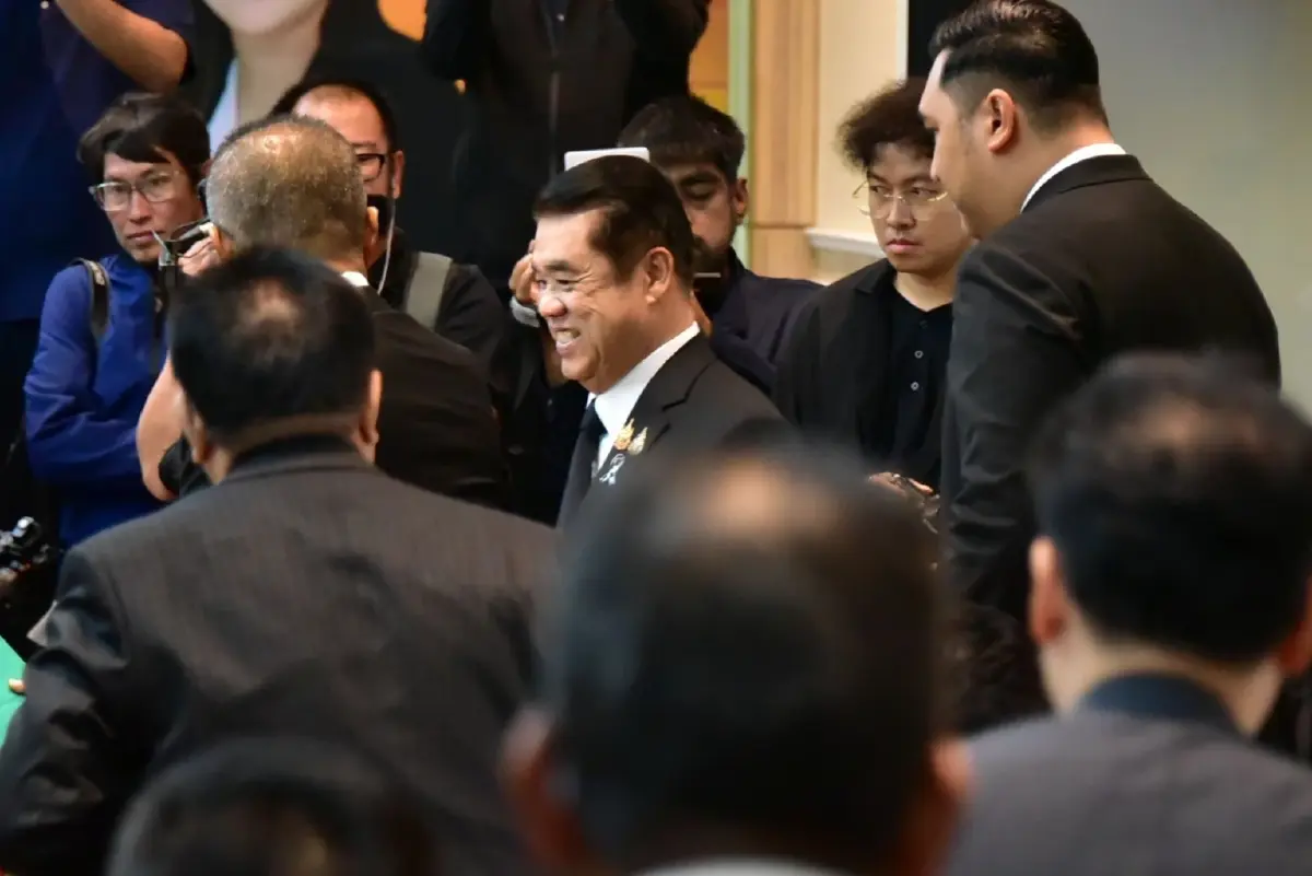 สุริยะกาง 5 พอร์ตเด็ดโชว์งาน 99 วัน ปลุกเกษตรไทยพุ่งชนเกณฑ์โลก