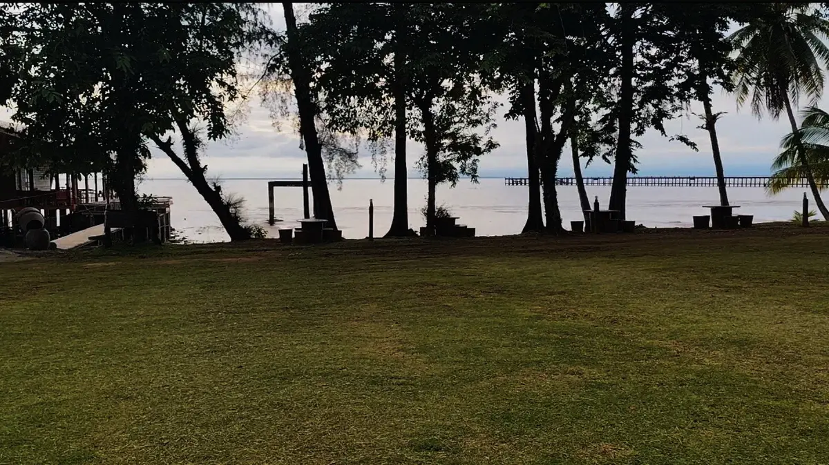 น้ำ...เกาะช้าง