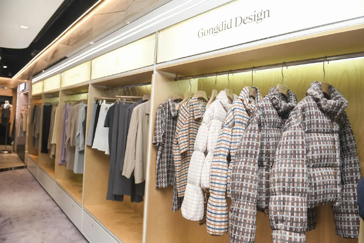 คิง เพาเวอร์ เปิดโซนใหม่ ‘THAI FASHION BRANDS’ ชวนสายแฟเช็กอิน