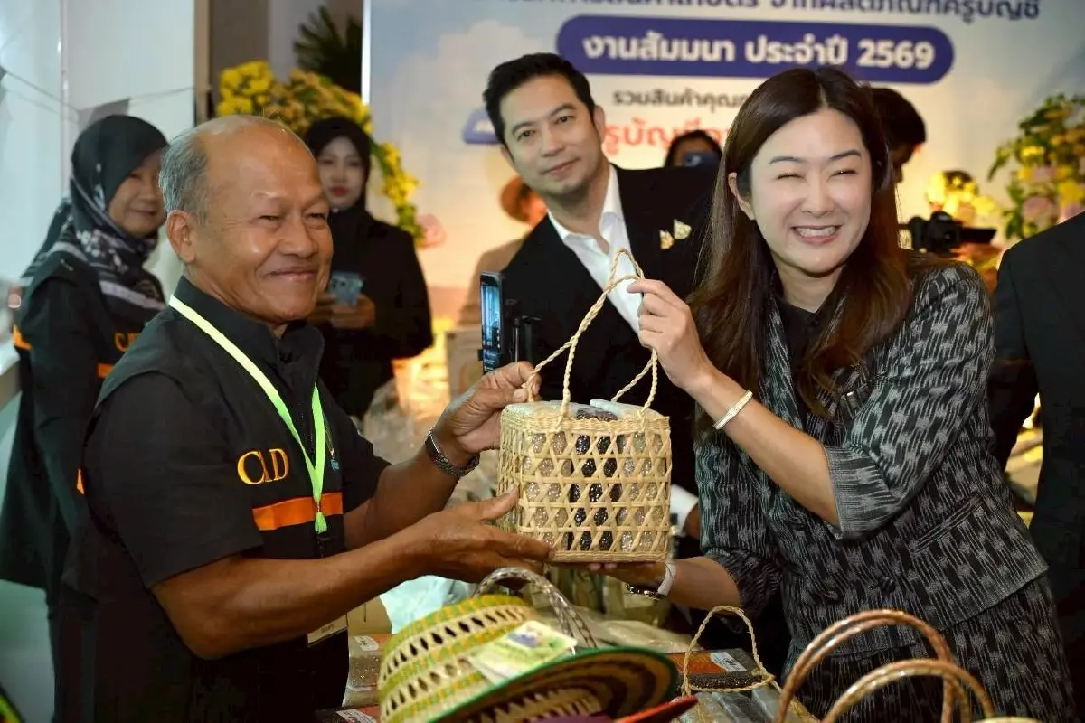 ติดปีกครูบัญชีอาสา ชูแอป AI พลิกฟาร์มช่วยแก้หนี้เกษตรกร
