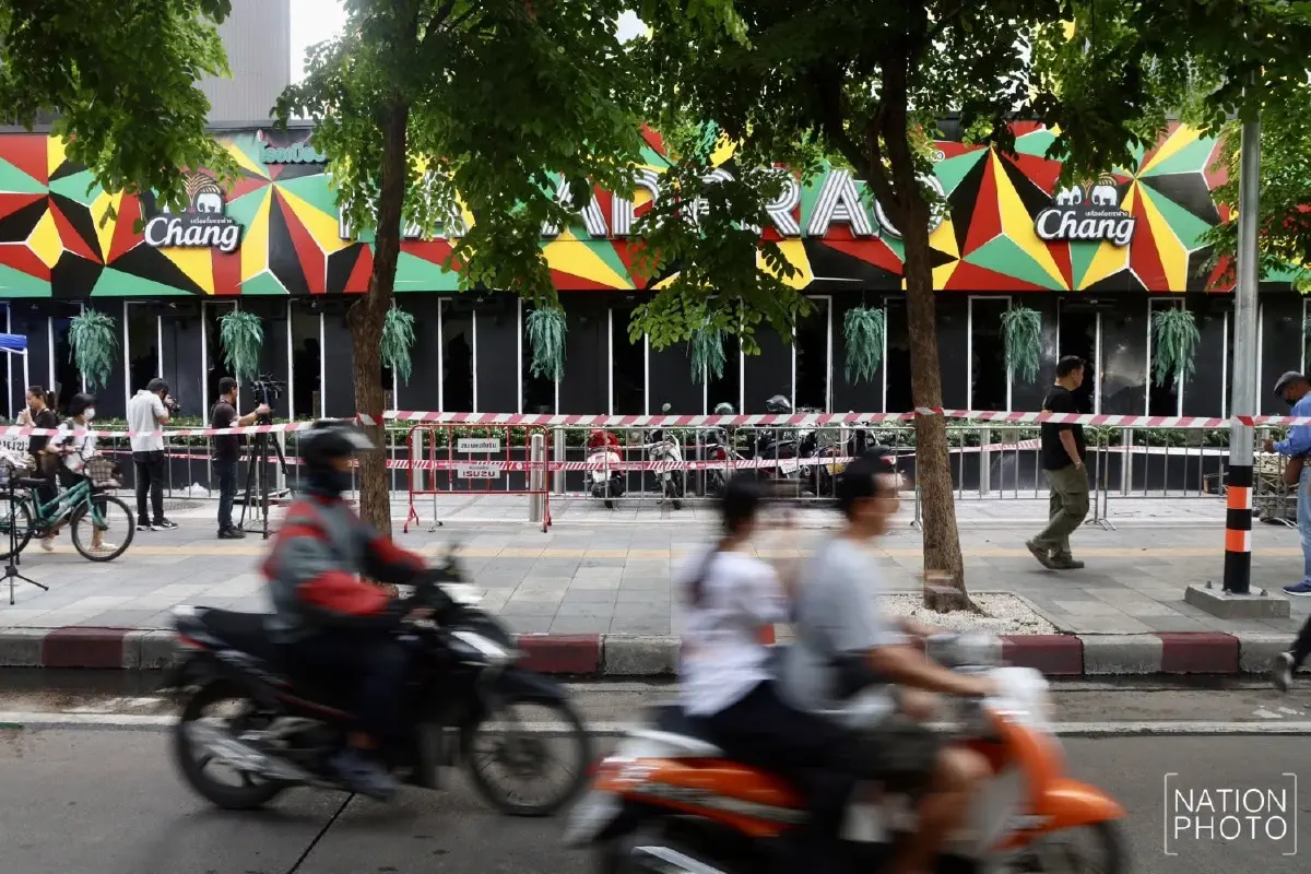 'โรงเบียร์ ณ ลาดพร้าว' เช้านี้ หลังไฟไหม้กลางดึก ตาย 27 เจ็บ 63 ราย