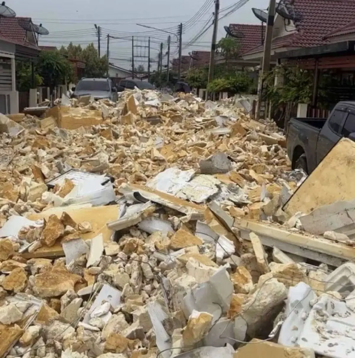 กรมควบคุมมลพิษ สั่งคุมเข้มลานขยะบ่อวิน หลังเหตุโฟมไหลท่วมชุมชน