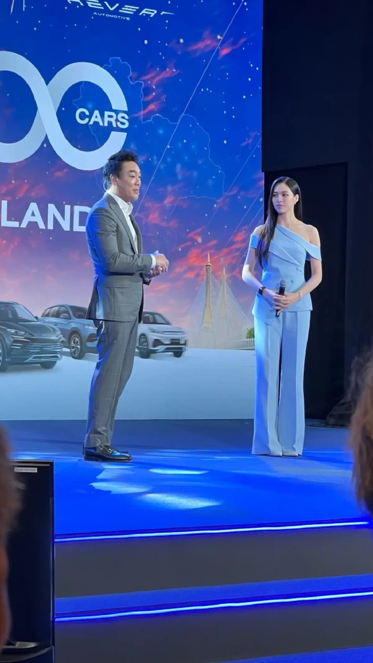 ตลาดแข่งดุ บีวายดี หวังพรีเซนเตอร์คนแรก ‘หลิงหลิง’ เจาะเจนฯ ใหม่